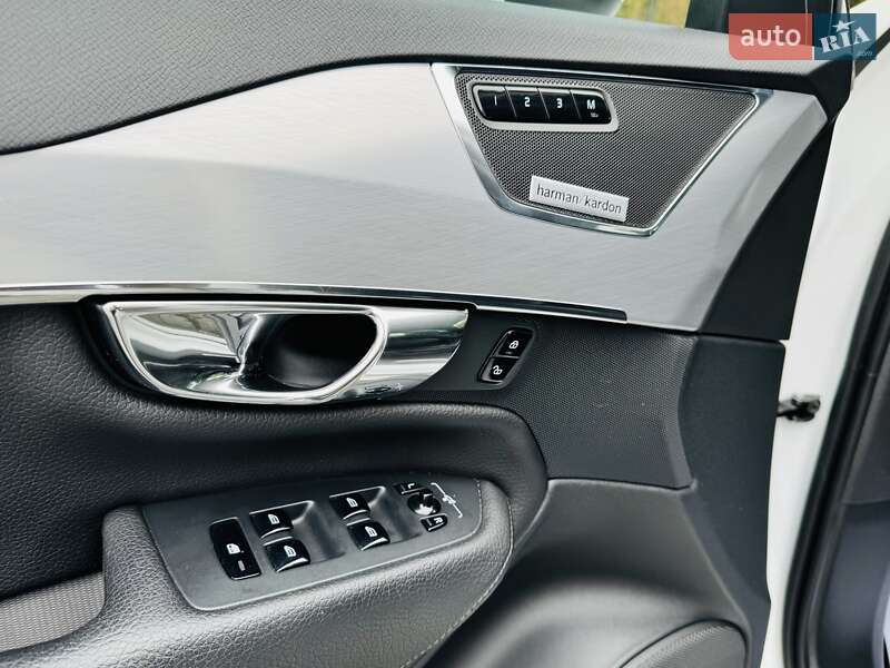 Позашляховик / Кросовер Volvo XC90 2015 в Києві фото 78 Позашляховик / Кросовер Volvo XC90 2015 в Києві