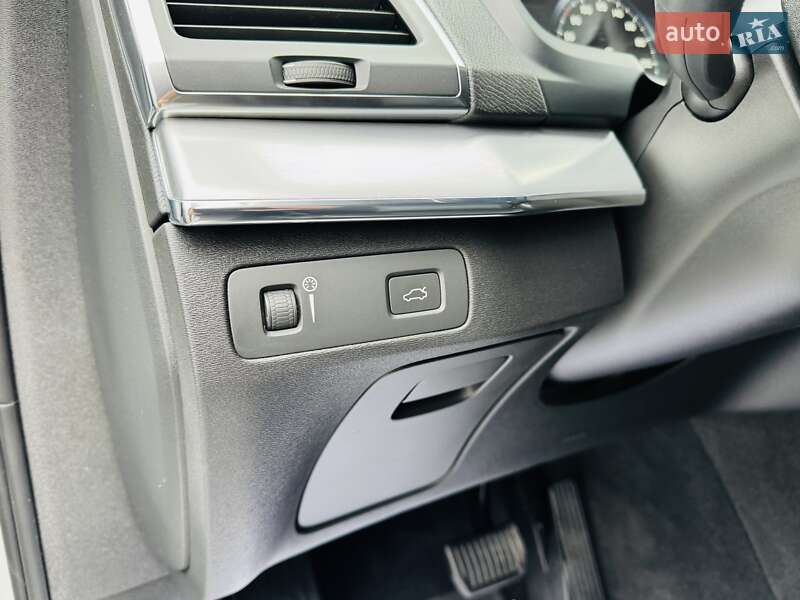 Позашляховик / Кросовер Volvo XC90 2015 в Києві фото 82 Позашляховик / Кросовер Volvo XC90 2015 в Києві