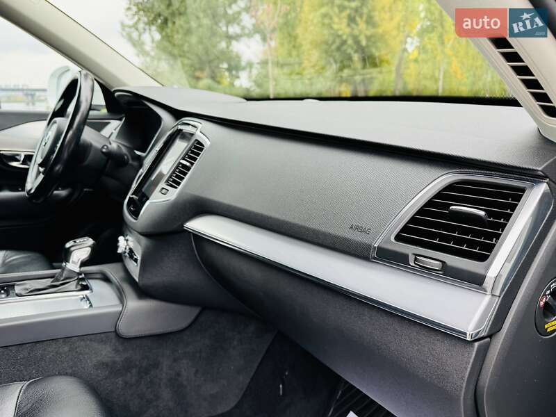 Позашляховик / Кросовер Volvo XC90 2015 в Києві фото 113 Позашляховик / Кросовер Volvo XC90 2015 в Києві