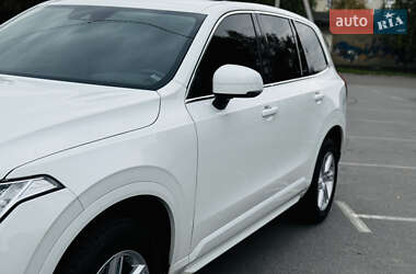 Внедорожник / Кроссовер Volvo XC90 2017 в 