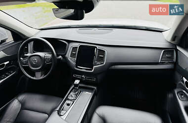 Внедорожник / Кроссовер Volvo XC90 2017 в 