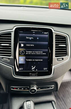 Внедорожник / Кроссовер Volvo XC90 2017 в 