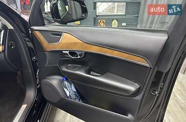 Внедорожник / Кроссовер Volvo XC90 2016 в 