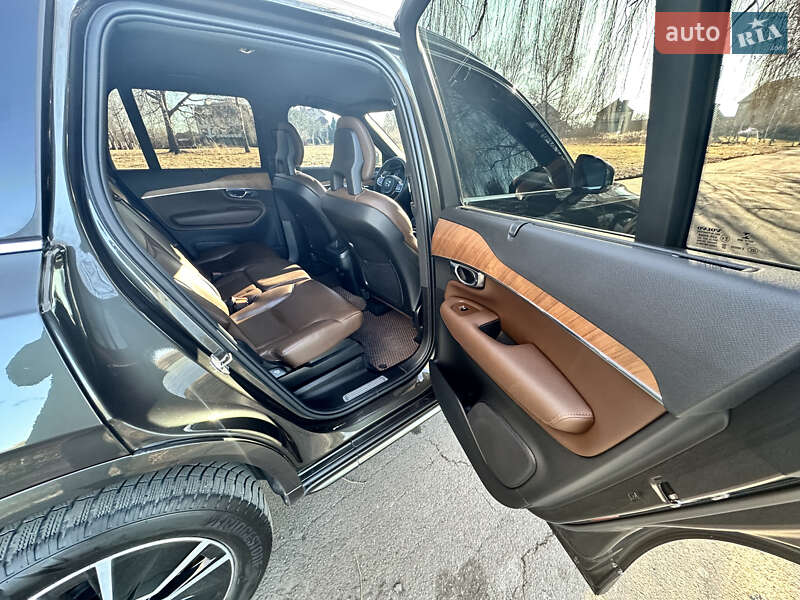 Внедорожник / Кроссовер Volvo XC90 2021 в Ровно
