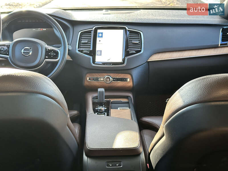 Внедорожник / Кроссовер Volvo XC90 2021 в Ровно