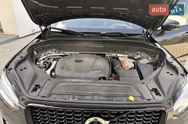 Внедорожник / Кроссовер Volvo XC90 2022 в 