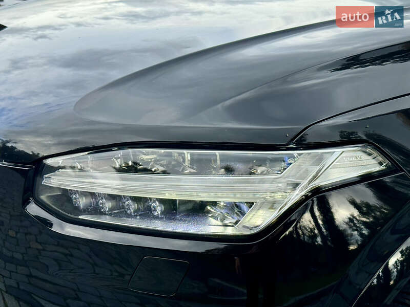 Внедорожник / Кроссовер Volvo XC90 2016 в Киеве фото 158 Внедорожник / Кроссовер Volvo XC90 2016 в Киеве