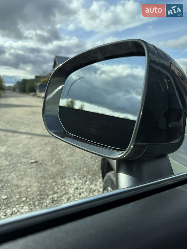 Позашляховик / Кросовер Volvo XC90 2017 в Івано-Франківську