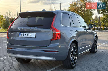 Внедорожник / Кроссовер Volvo XC90 2022 в 