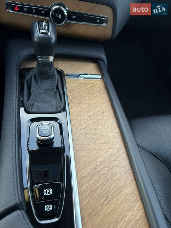 Внедорожник / Кроссовер Volvo XC90 2022 в Коломые
