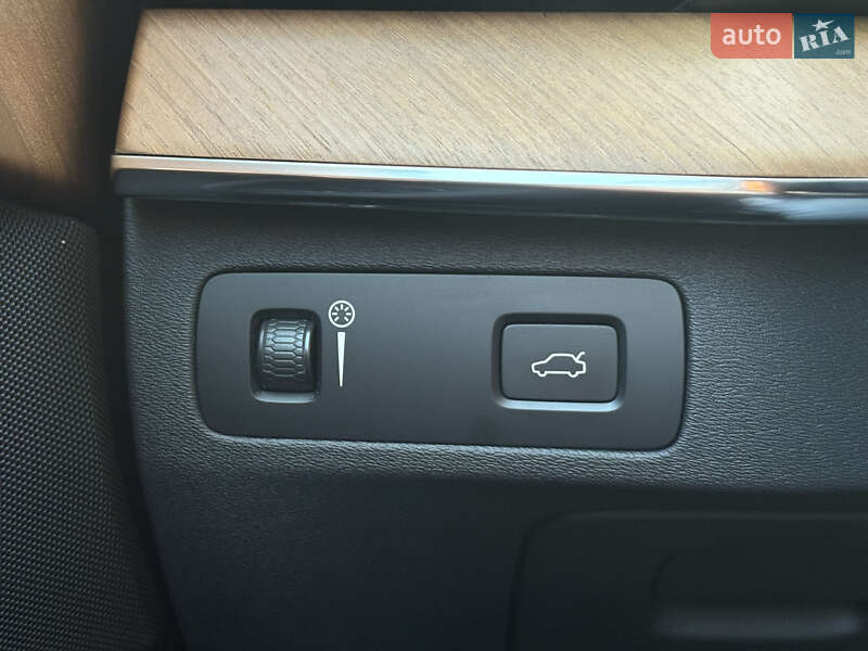 Внедорожник / Кроссовер Volvo XC90 2022 в Коломые