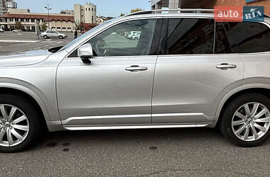 Внедорожник / Кроссовер Volvo XC90 2016 в 