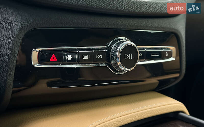 Внедорожник / Кроссовер Volvo XC90 2017 в Львове фото 17 Внедорожник / Кроссовер Volvo XC90 2017 в Львове