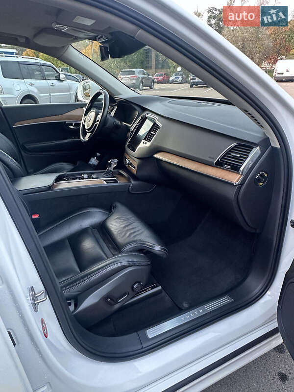 Позашляховик / Кросовер Volvo XC90 2018 в Києві фото 7 Позашляховик / Кросовер Volvo XC90 2018 в Києві
