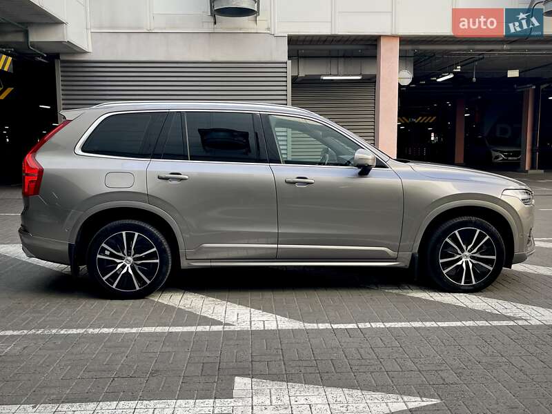Внедорожник / Кроссовер Volvo XC90 2020 в Киеве