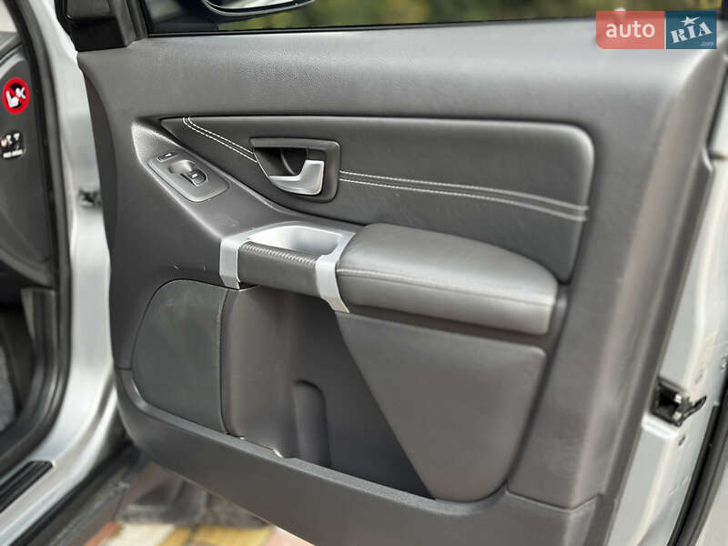 Позашляховик / Кросовер Volvo XC90 2011 в Тернополі фото 33 Позашляховик / Кросовер Volvo XC90 2011 в Тернополі