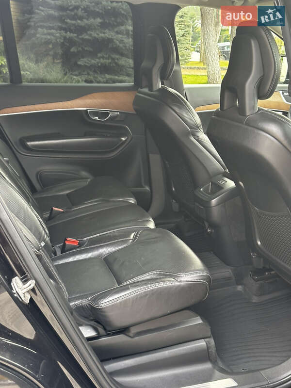 Внедорожник / Кроссовер Volvo XC90 2015 в Киеве