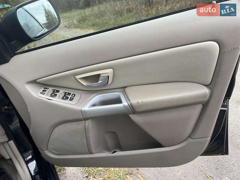 Позашляховик / Кросовер Volvo XC90 2004 в Бердичеві фото 11 Позашляховик / Кросовер Volvo XC90 2004 в Бердичеві