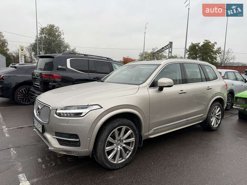 Позашляховик / Кросовер Volvo XC90 2016 в Києві