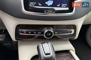 Внедорожник / Кроссовер Volvo XC90 2016 в 