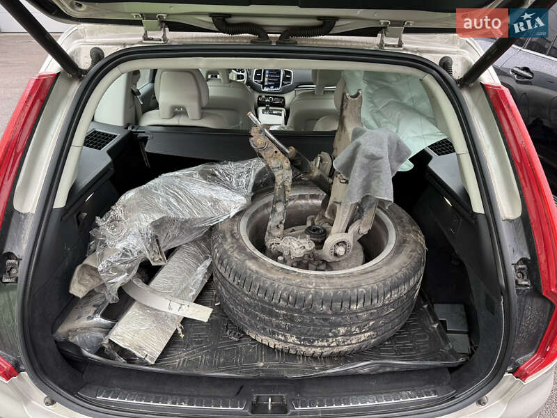 Позашляховик / Кросовер Volvo XC90 2016 в Києві