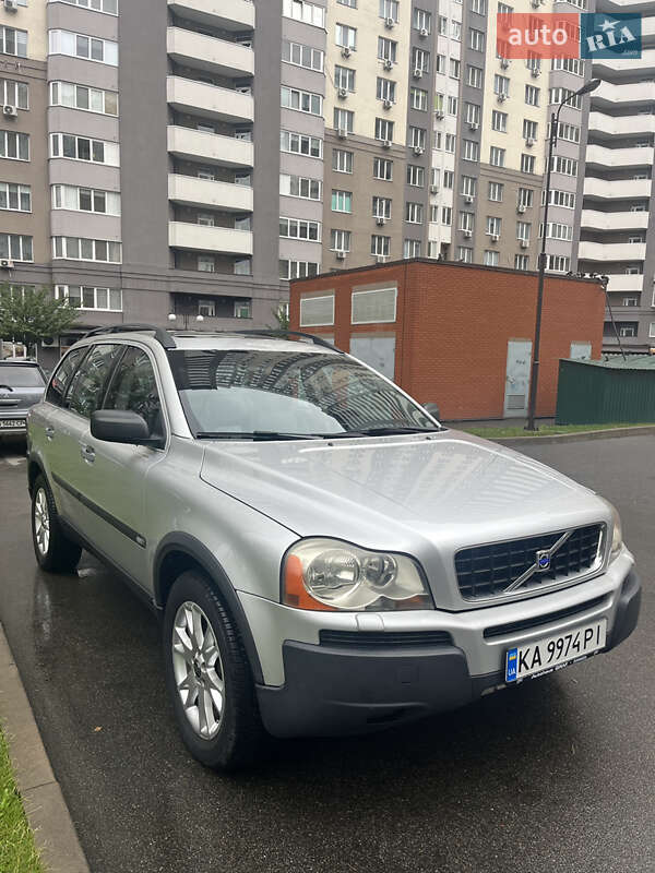 Внедорожник / Кроссовер Volvo XC90 2005 в Киеве