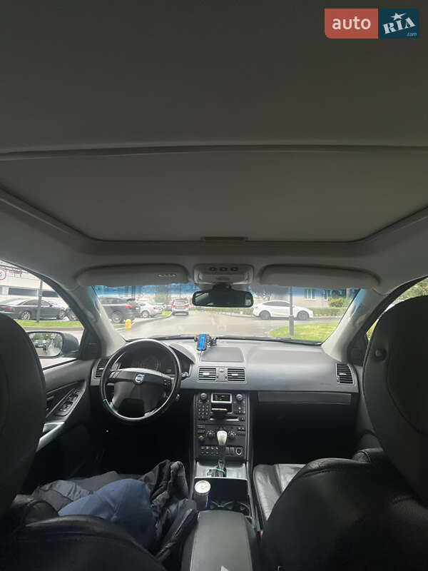 Внедорожник / Кроссовер Volvo XC90 2005 в Киеве