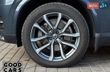 Внедорожник / Кроссовер Volvo XC90 2017 в 