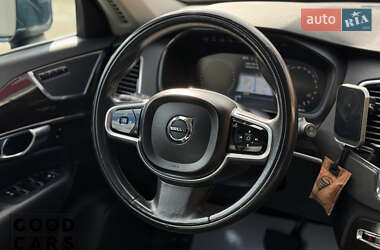 Внедорожник / Кроссовер Volvo XC90 2017 в 