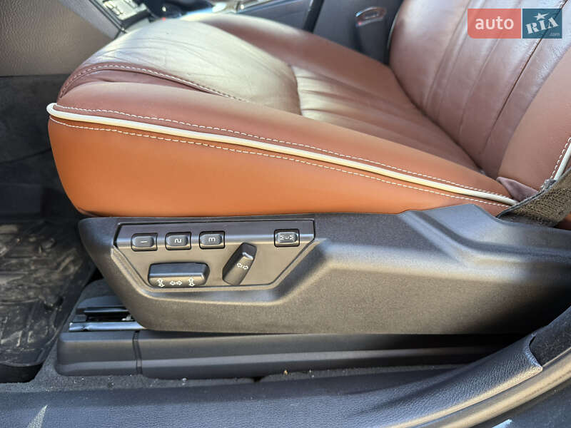 Внедорожник / Кроссовер Volvo XC90 2011 в Стрые