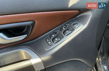 Внедорожник / Кроссовер Volvo XC90 2011 в 