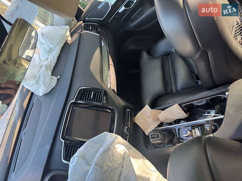 Внедорожник / Кроссовер Volvo XC90 2017 в Львове