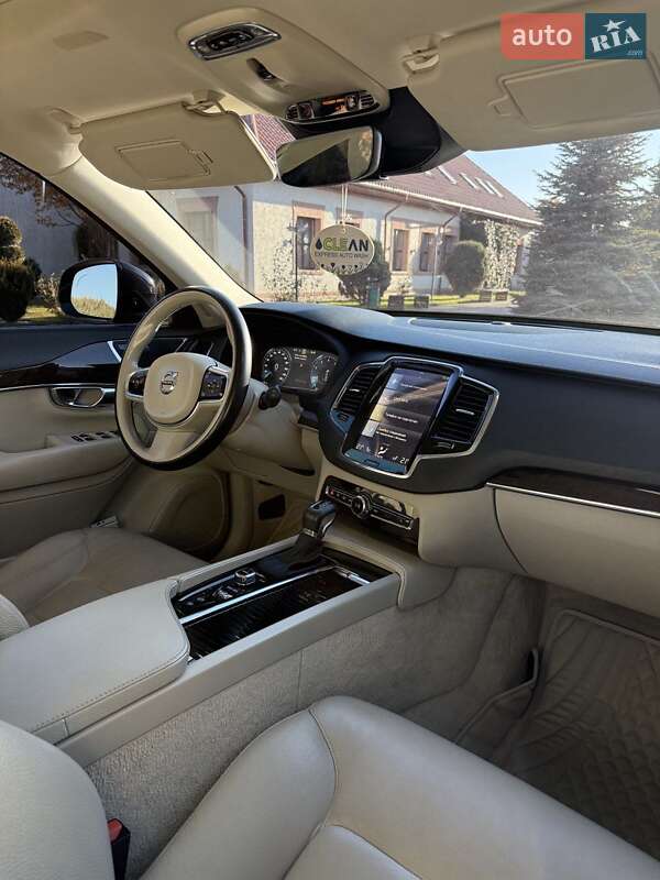 Позашляховик / Кросовер Volvo XC90 2015 в Івано-Франківську