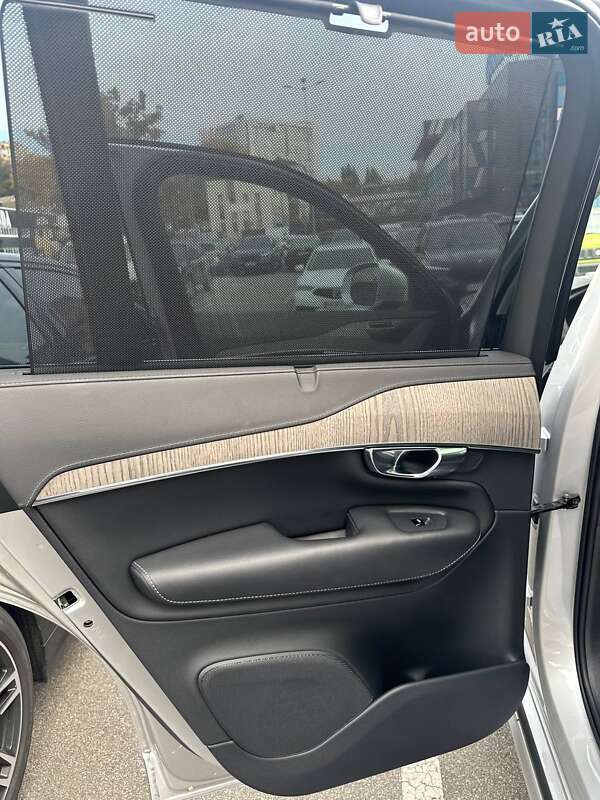 Позашляховик / Кросовер Volvo XC90 2021 в Києві фото 20 Позашляховик / Кросовер Volvo XC90 2021 в Києві
