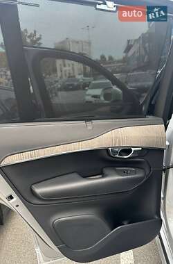 Внедорожник / Кроссовер Volvo XC90 2021 в 