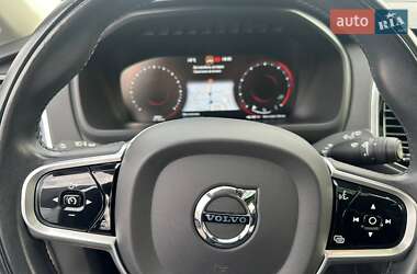 Внедорожник / Кроссовер Volvo XC90 2021 в 