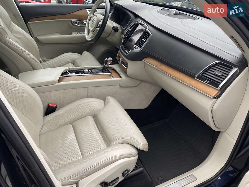 Позашляховик / Кросовер Volvo XC90 2015 в Києві фото 16 Позашляховик / Кросовер Volvo XC90 2015 в Києві