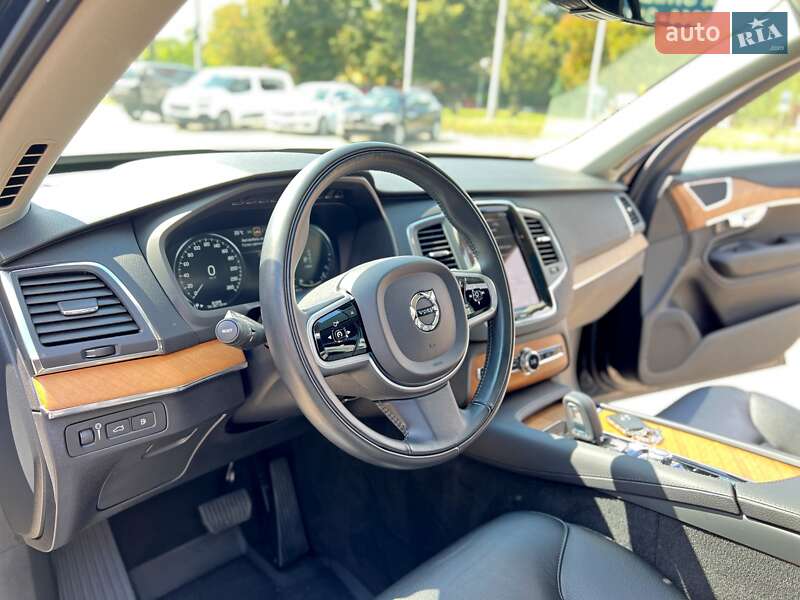 Позашляховик / Кросовер Volvo XC90 2021 в Чернігові фото 18 Позашляховик / Кросовер Volvo XC90 2021 в Чернігові