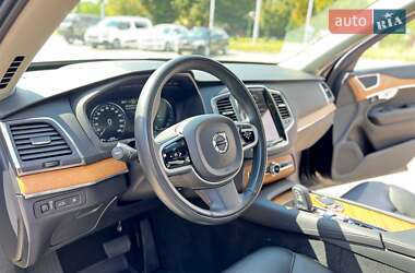 Позашляховик / Кросовер Volvo XC90 2021 в  фото 18 Позашляховик / Кросовер Volvo XC90 2021 в