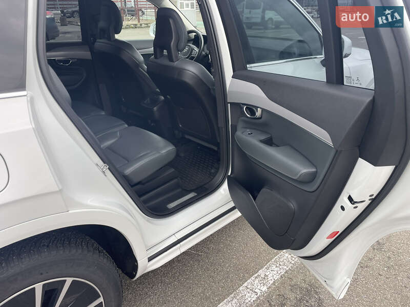 Внедорожник / Кроссовер Volvo XC90 2019 в Киеве фото 9 Внедорожник / Кроссовер Volvo XC90 2019 в Киеве