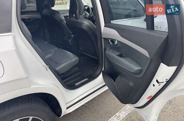 Позашляховик / Кросовер Volvo XC90 2019 в  фото 9 Позашляховик / Кросовер Volvo XC90 2019 в