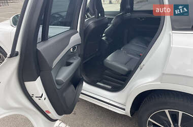Позашляховик / Кросовер Volvo XC90 2019 в  фото 11 Позашляховик / Кросовер Volvo XC90 2019 в