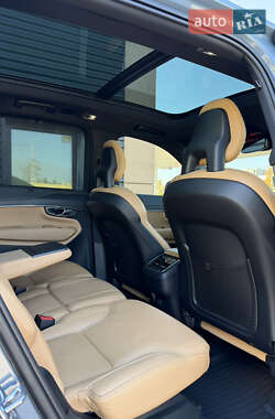 Внедорожник / Кроссовер Volvo XC90 2020 в 