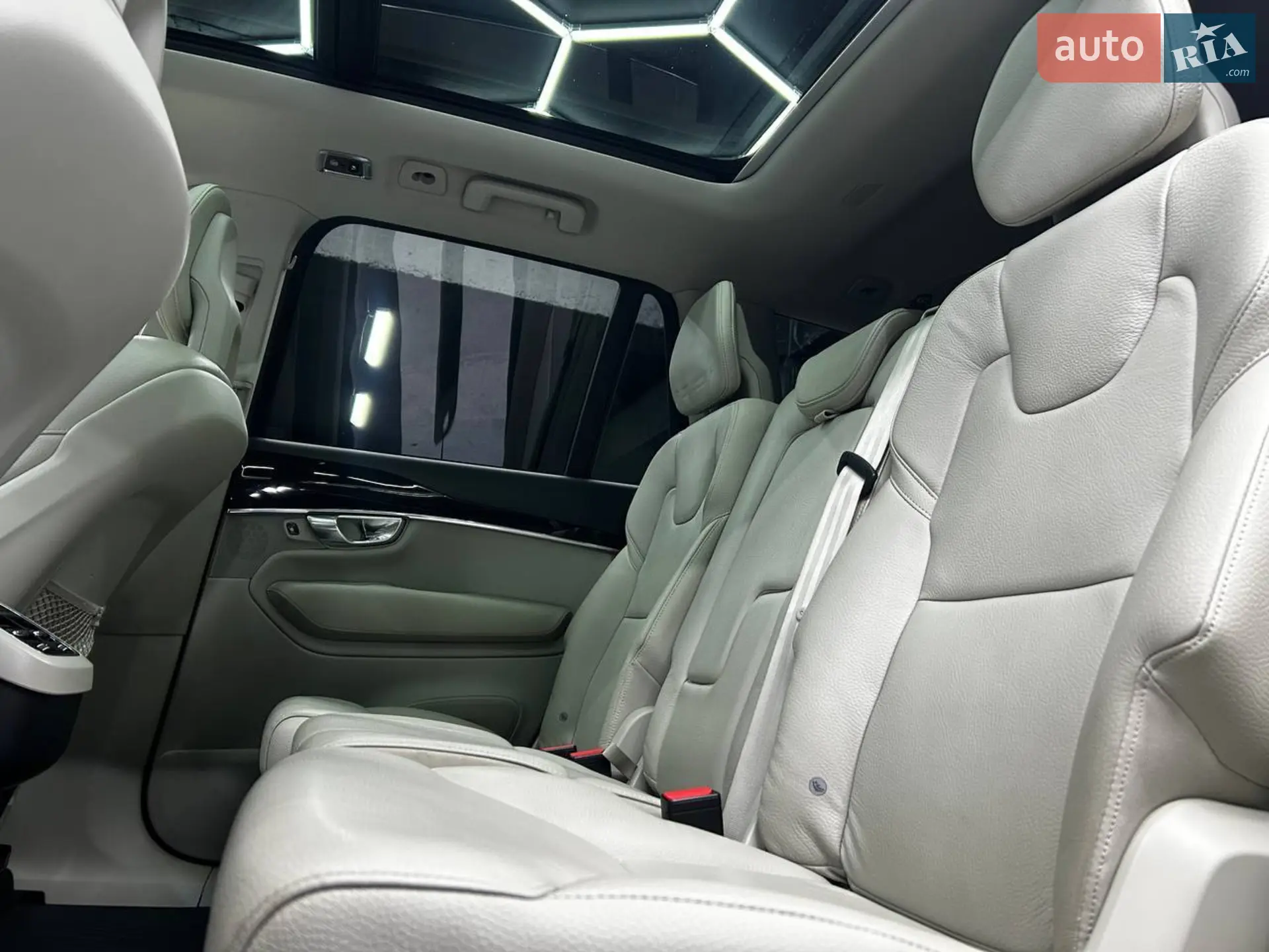 2018 Volvo XC90 - мініатюра 23