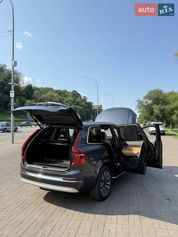 Внедорожник / Кроссовер Volvo XC90 2021 в Киеве