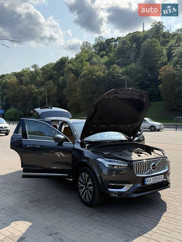 Внедорожник / Кроссовер Volvo XC90 2021 в Киеве