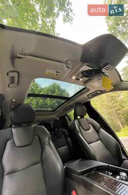 Внедорожник / Кроссовер Volvo XC90 2018 в Киеве