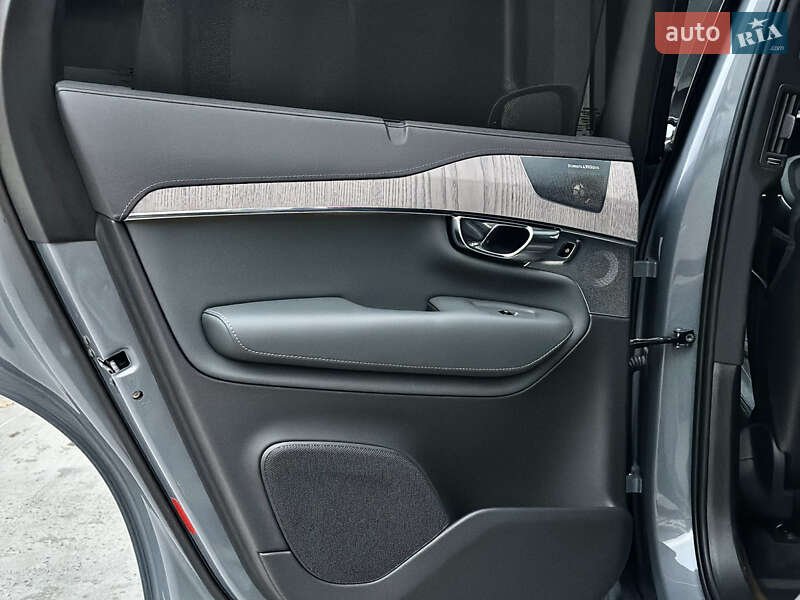 Внедорожник / Кроссовер Volvo XC90 2021 в Киеве фото 37 Внедорожник / Кроссовер Volvo XC90 2021 в Киеве