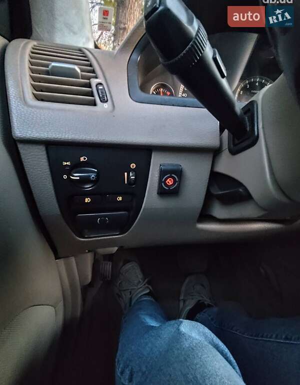 Внедорожник / Кроссовер Volvo XC90 2003 в Запорожье фото 14 Внедорожник / Кроссовер Volvo XC90 2003 в Запорожье