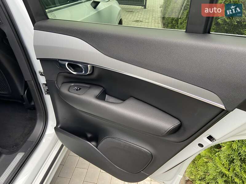 Позашляховик / Кросовер Volvo XC90 2019 в Києві